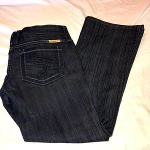Frankie B. Low rise dark blue jeans